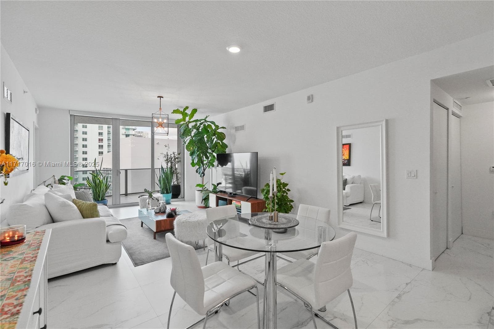 488 NE 18th St # 4009, Miami FL 33132 — 5