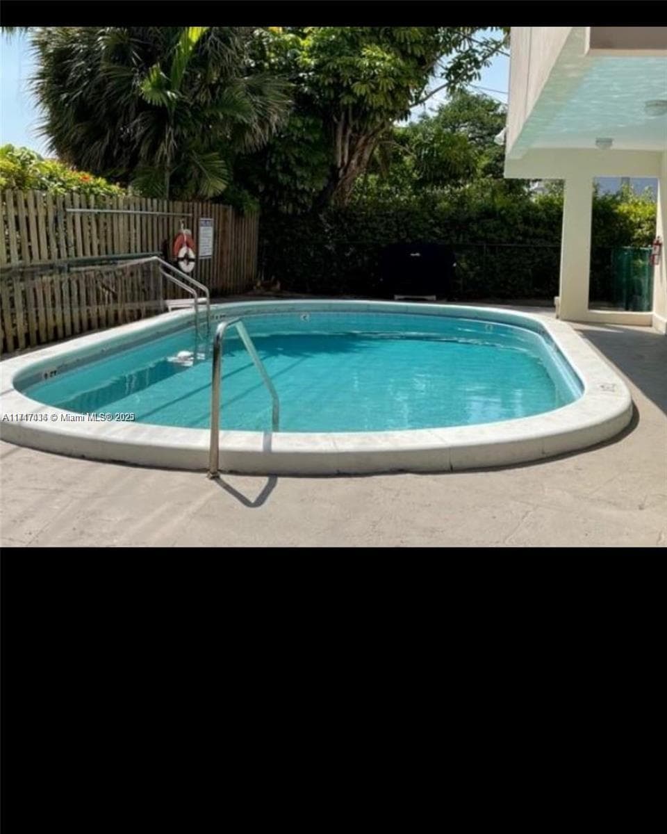 1020 94th St # 203, Bay Harbor Islands FL 33154 — 11