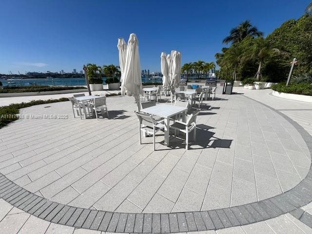 1000 West Ave # 07, Miami Beach FL 33139 — 27
