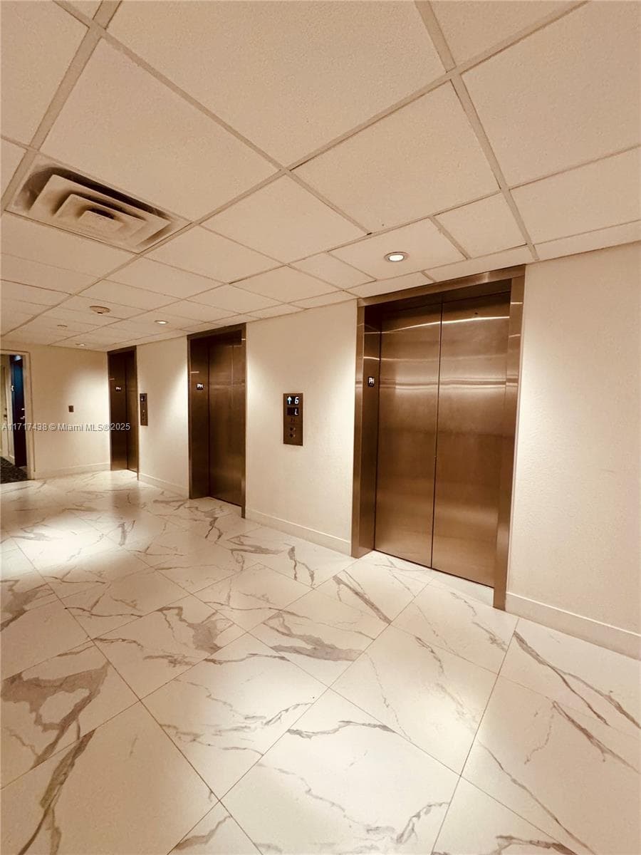 1000 West Ave # 07, Miami Beach FL 33139 — 46