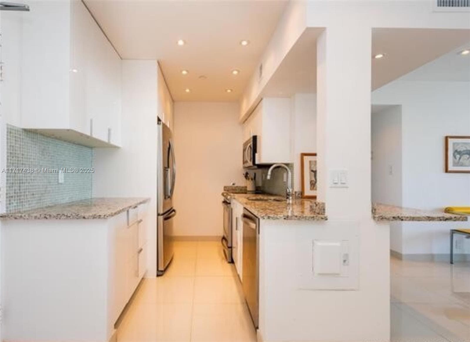 1000 West Ave # 07, Miami Beach FL 33139 — 51