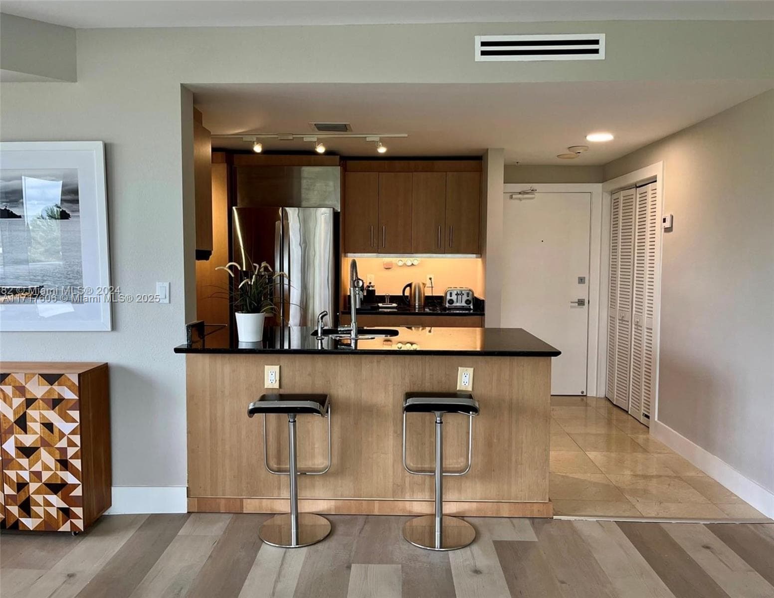 10275 Collins Ave # 331, Bal Harbour FL 33154 — 7