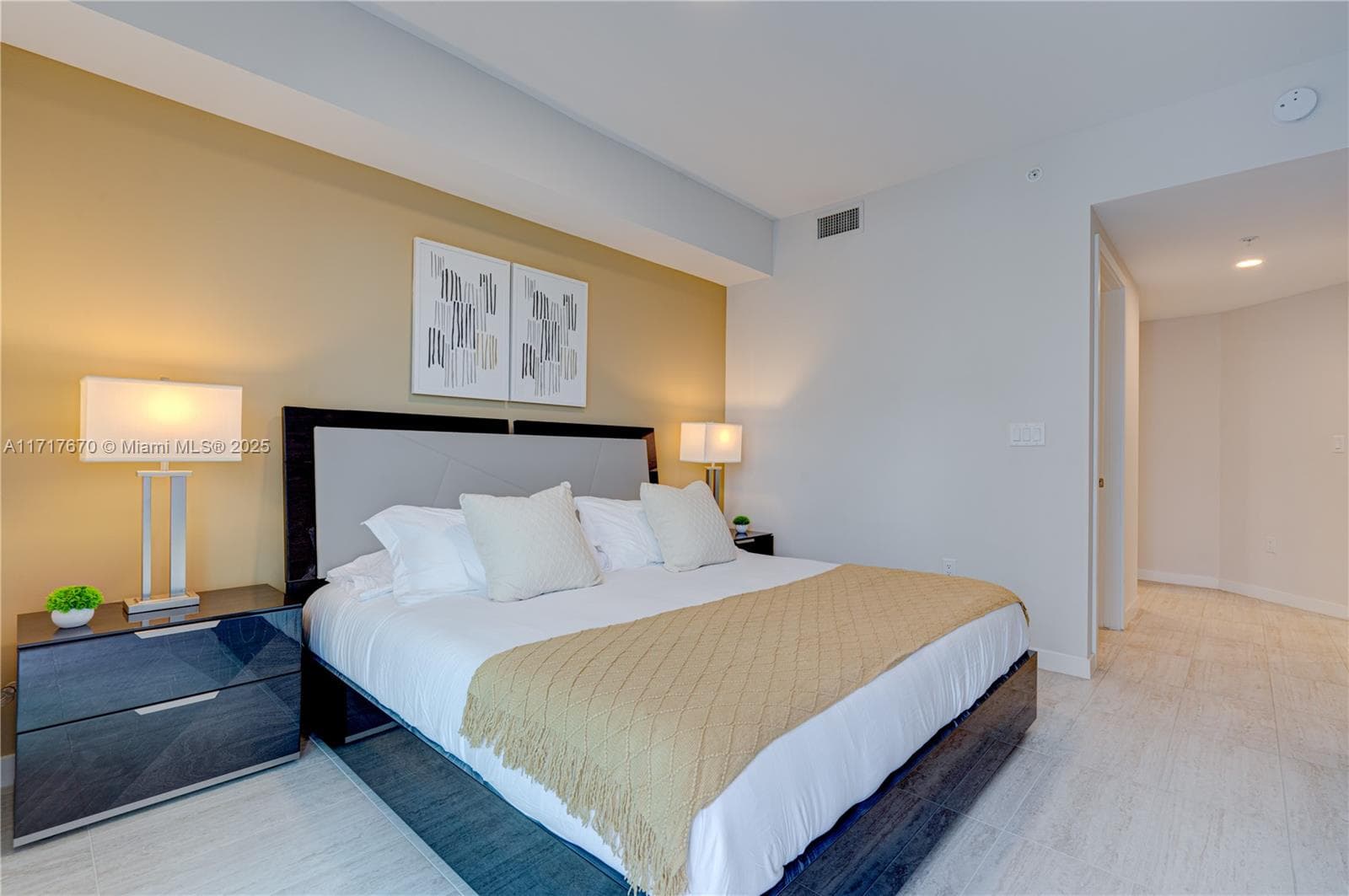 3900 Biscayne Blvd # 717, Miami FL 33137 — 17