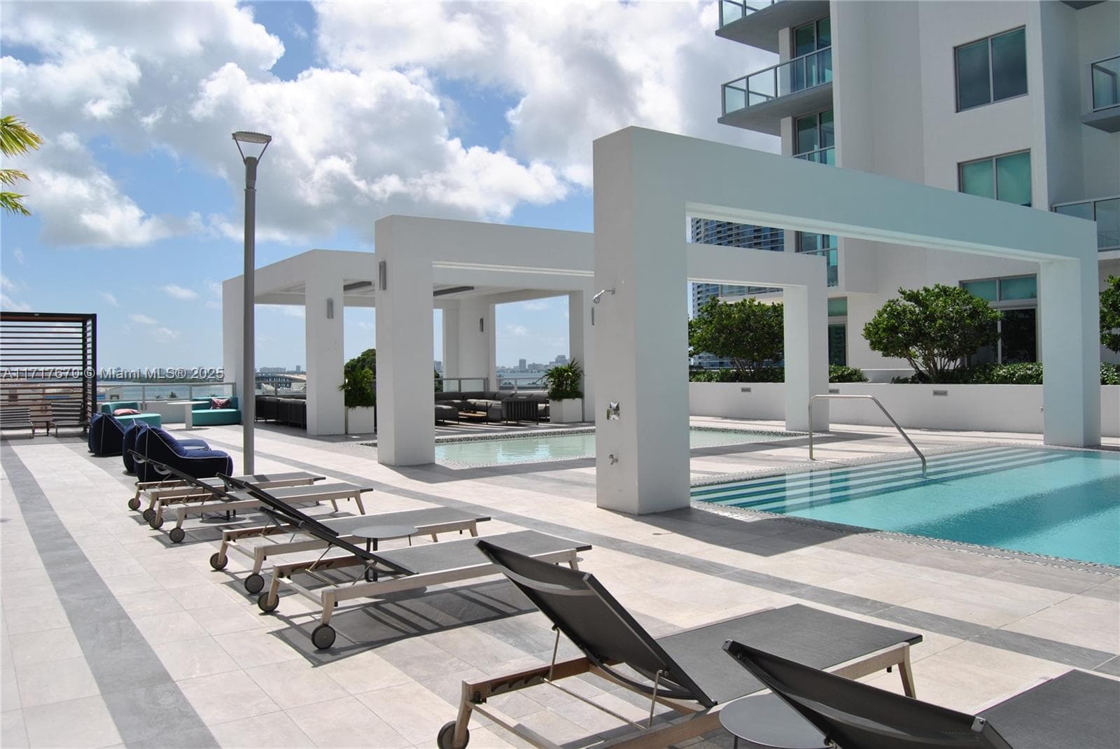 3900 Biscayne Blvd # 717, Miami FL 33137 — 26
