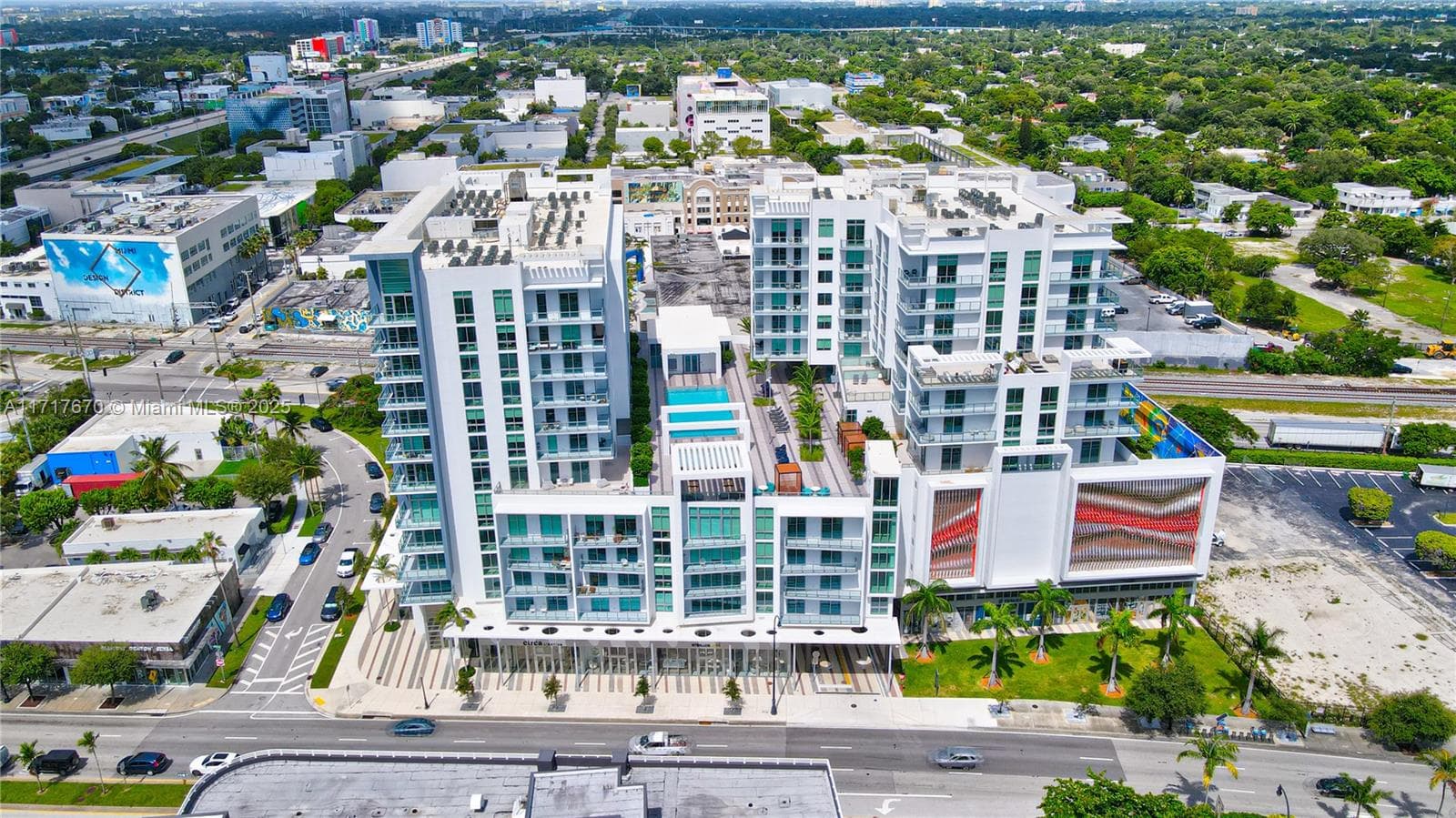3900 Biscayne Blvd # 717, Miami FL 33137 — 34