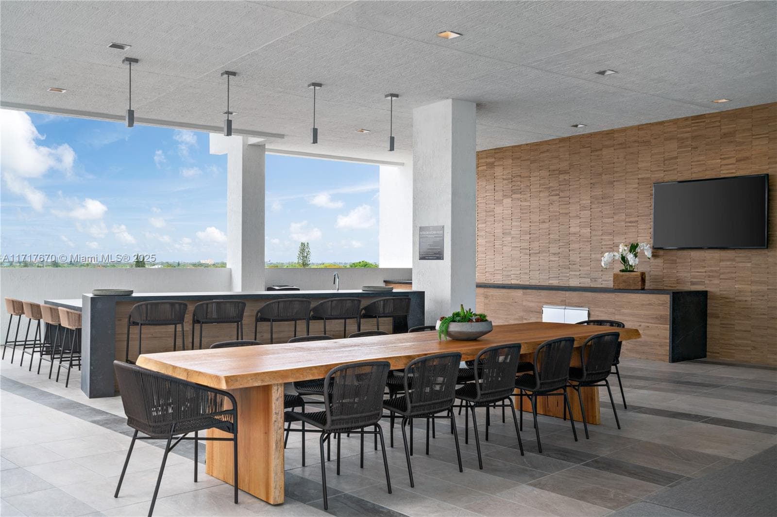 3900 Biscayne Blvd # 717, Miami FL 33137 — 31