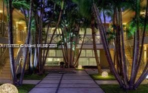 1816 Meridian Ave # 13, Miami Beach FL 33139 — 4