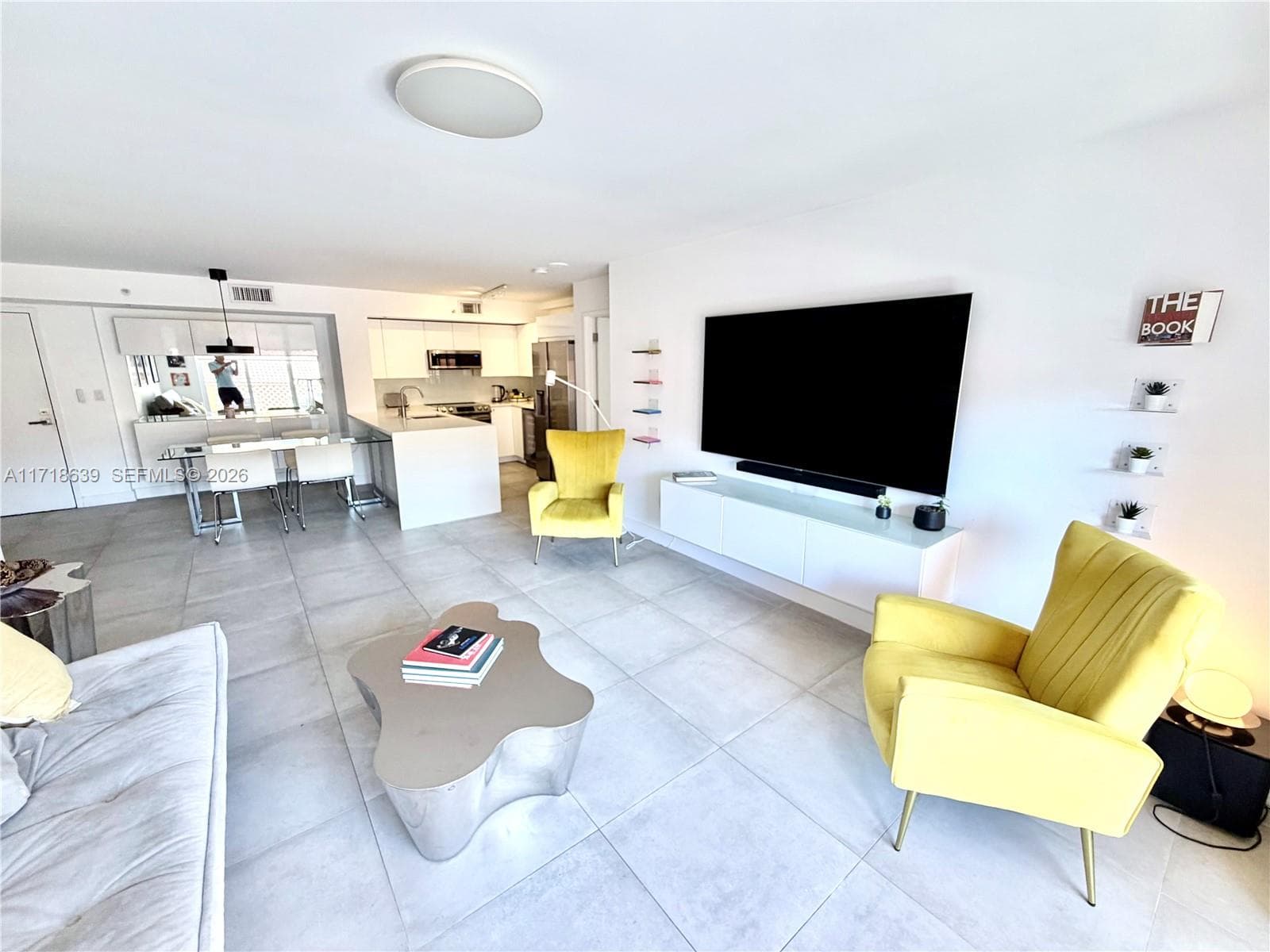 90 Alton Rd # 303, Miami Beach FL 33139 — 1