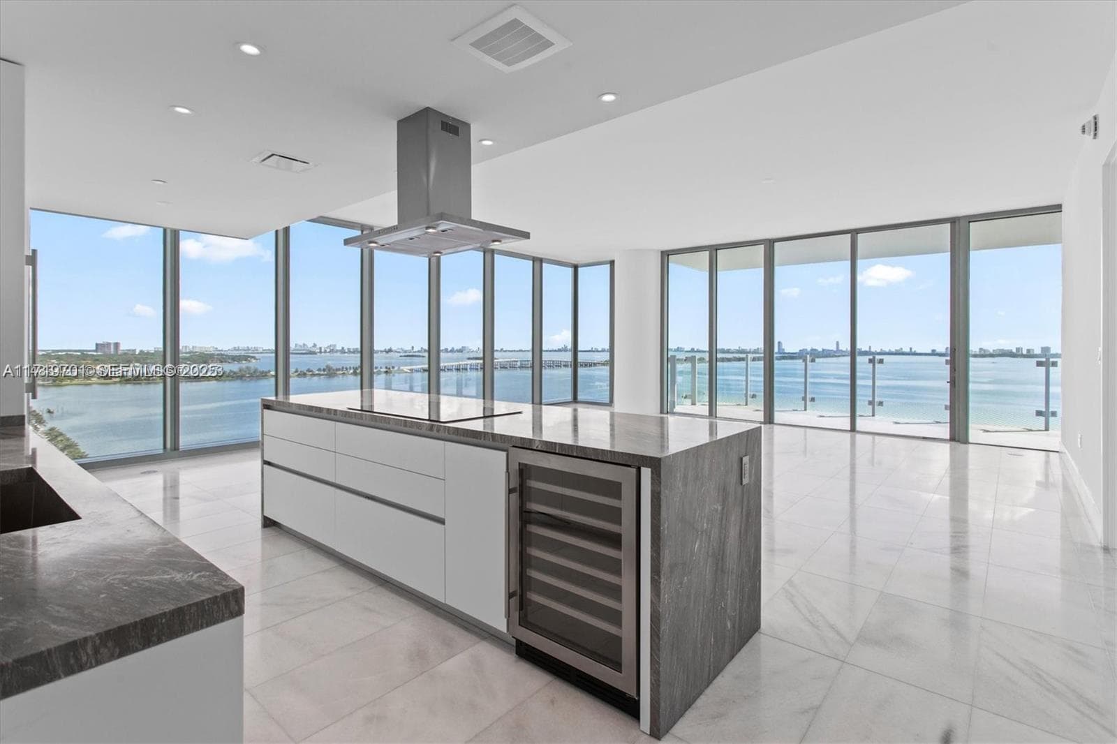 700 NE 26th Ter # 2001, Miami FL 33137 — 2