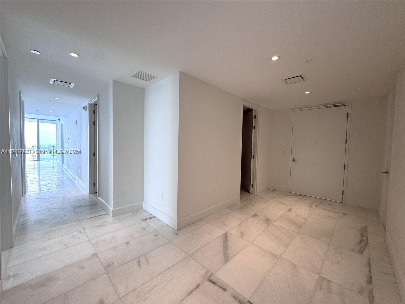 700 NE 26th Ter # 2001, Miami FL 33137 — 28