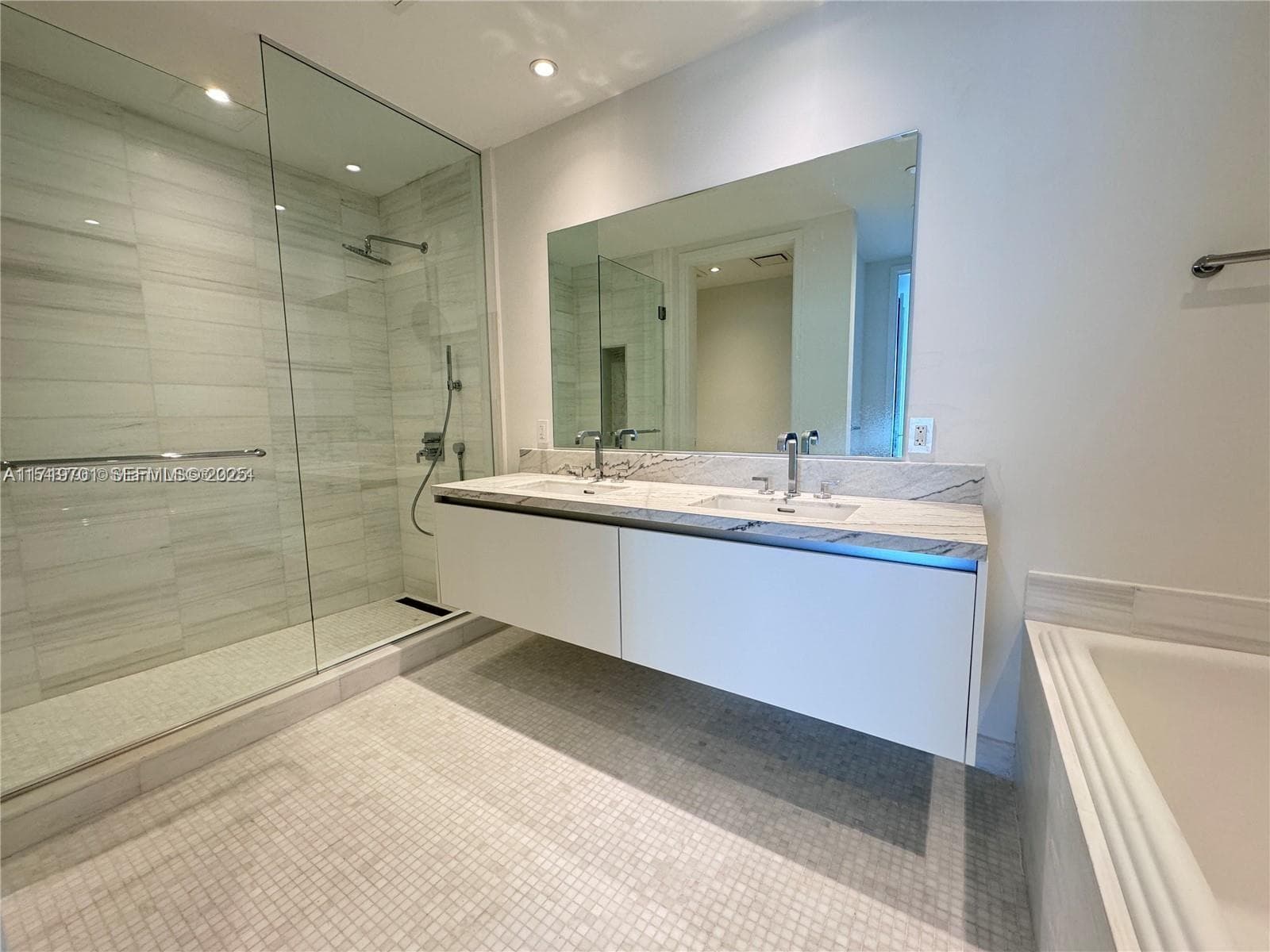 700 NE 26th Ter # 2001, Miami FL 33137 — 19