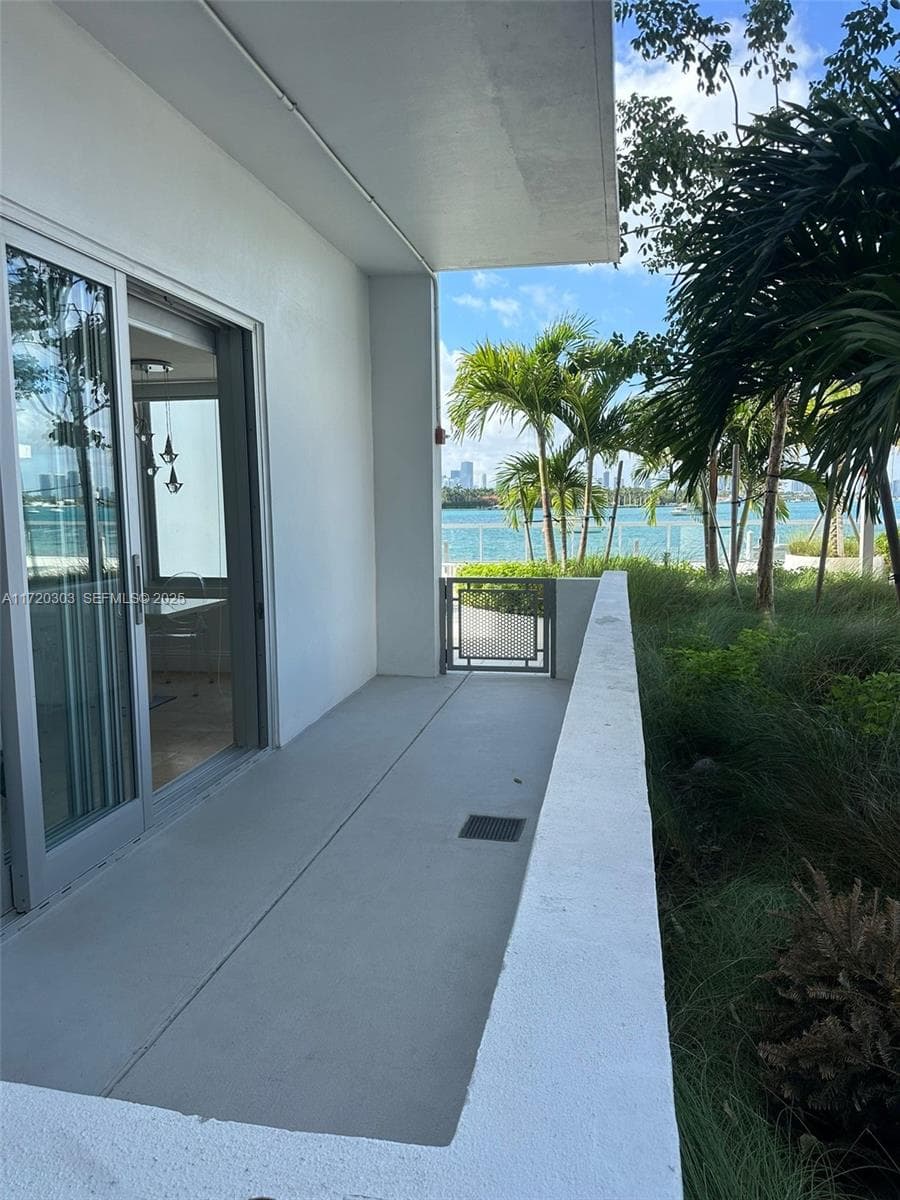 1000 West Ave, Miami Beach FL 33139 — 5