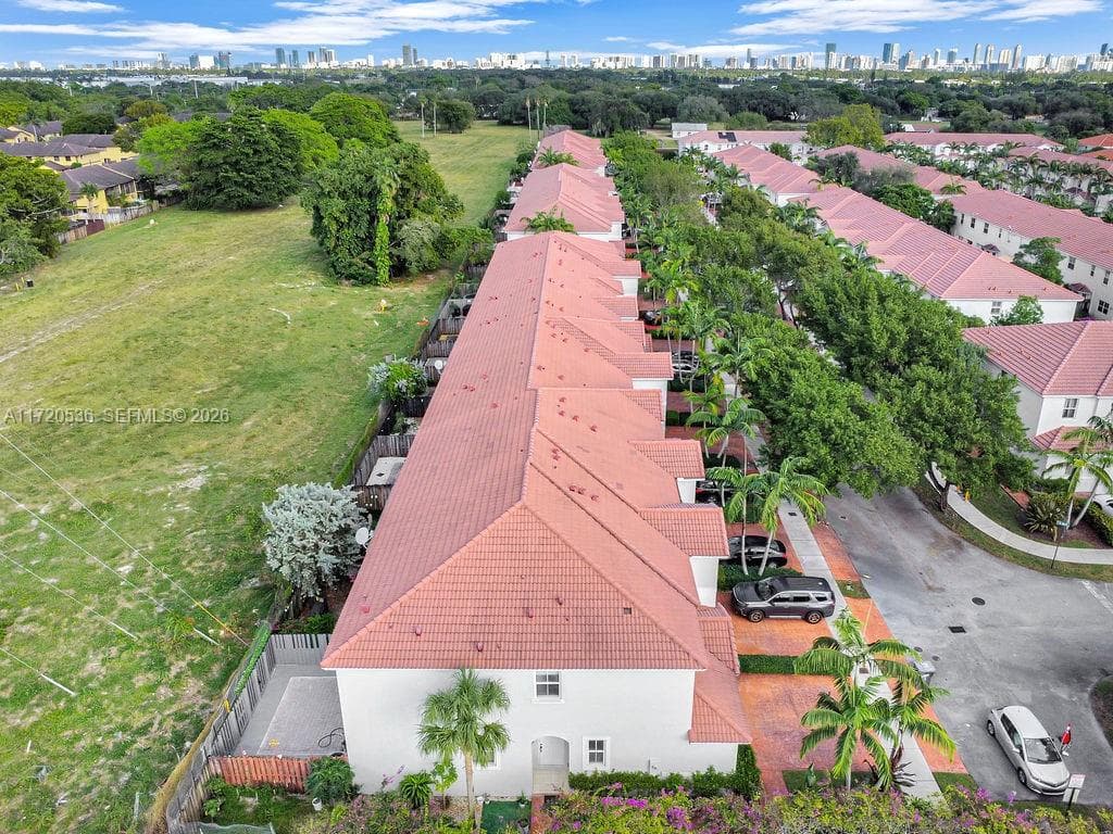 1007 NE 208th St # 1007, Miami FL 33179 — 26
