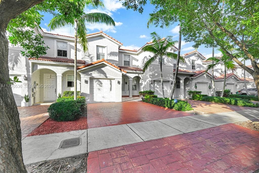 1007 NE 208th St # 1007, Miami FL 33179 — 35
