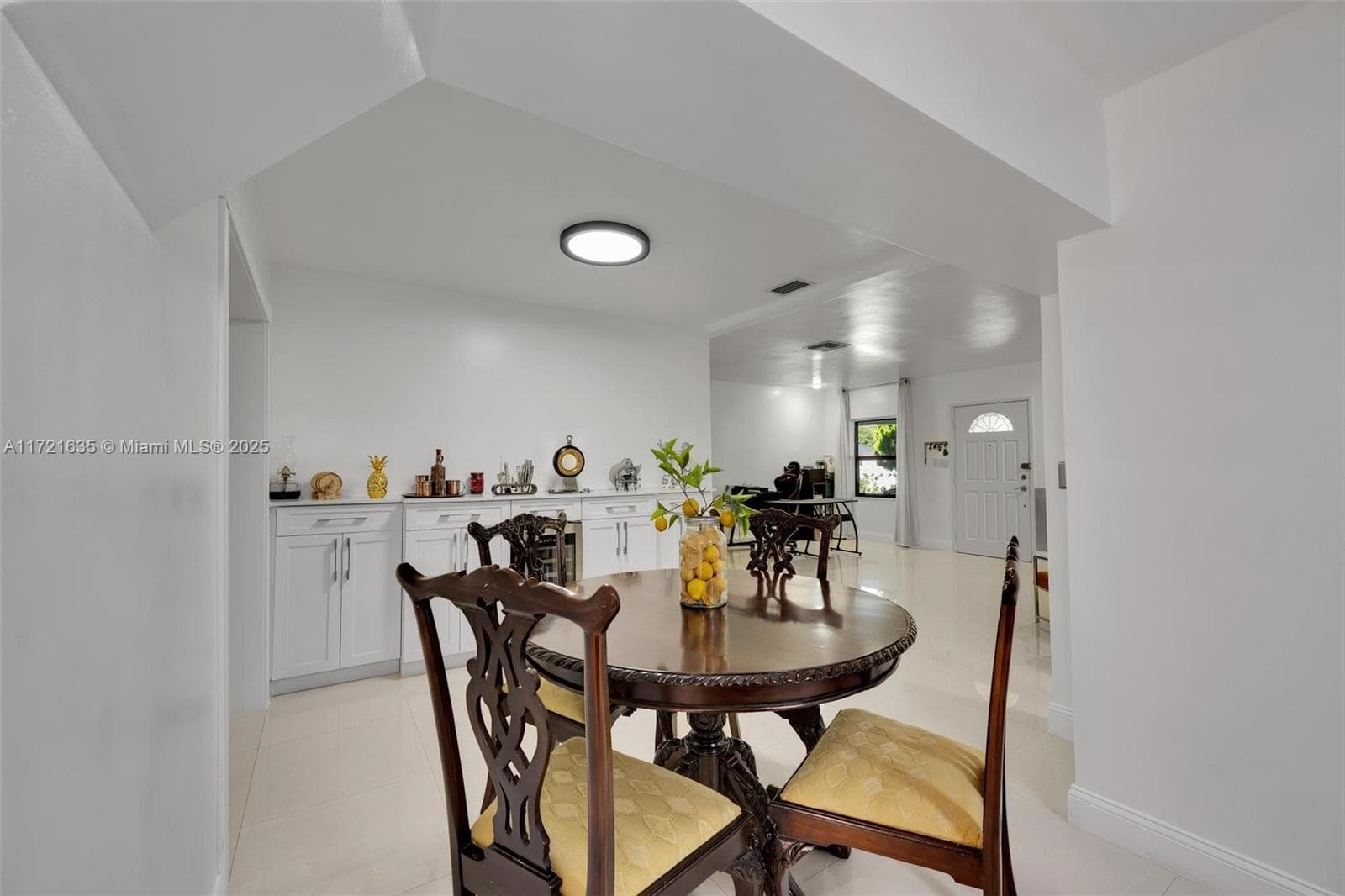 462 E 39th St, Hialeah FL 33013 — 36
