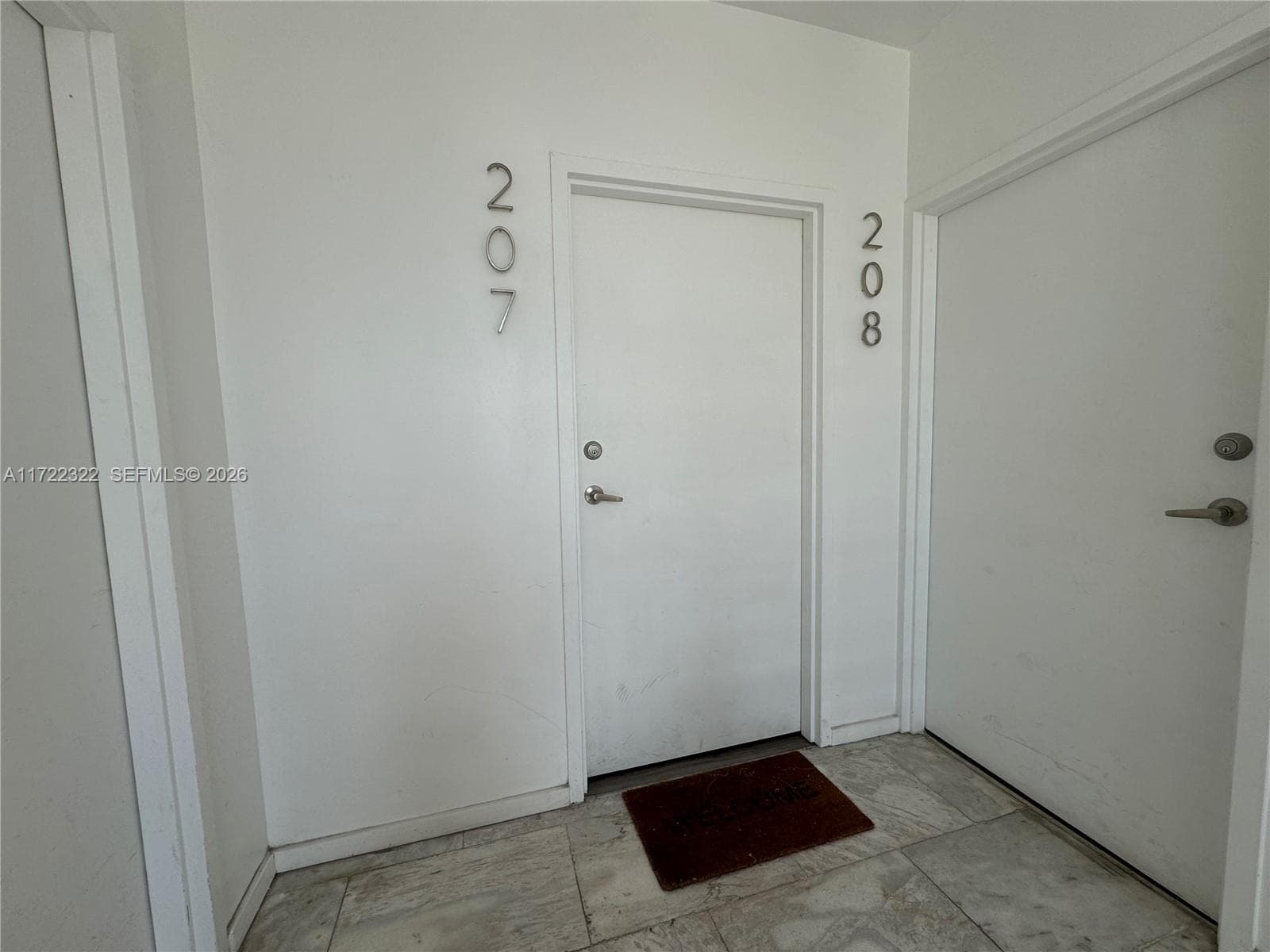 810 7th St # 207, Miami Beach FL 33139 — 13