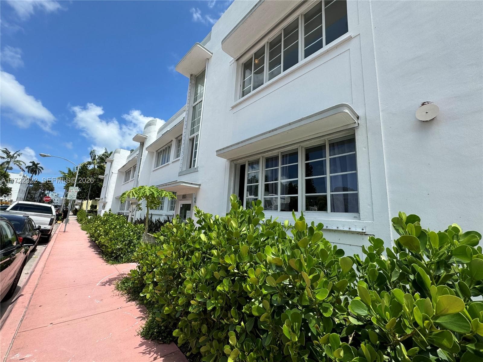810 7th St # 207, Miami Beach FL 33139 — 16