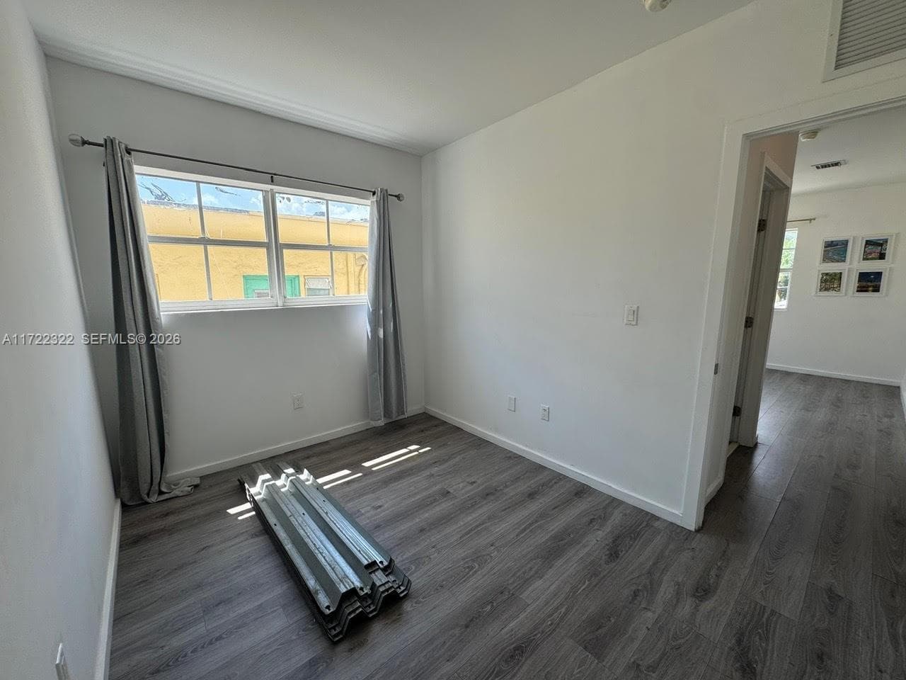 810 7th St # 207, Miami Beach FL 33139 — 9