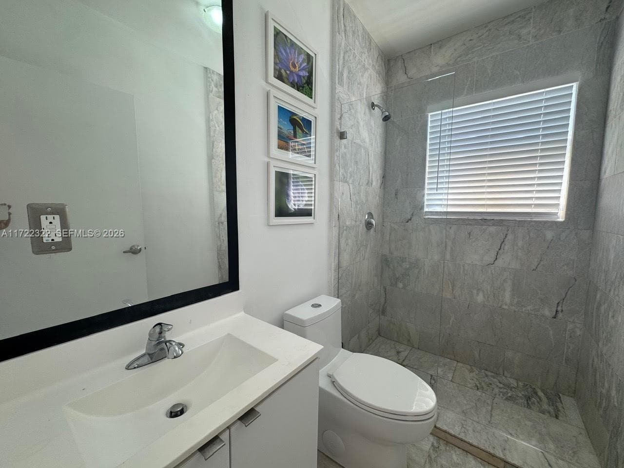 810 7th St # 207, Miami Beach FL 33139 — 10