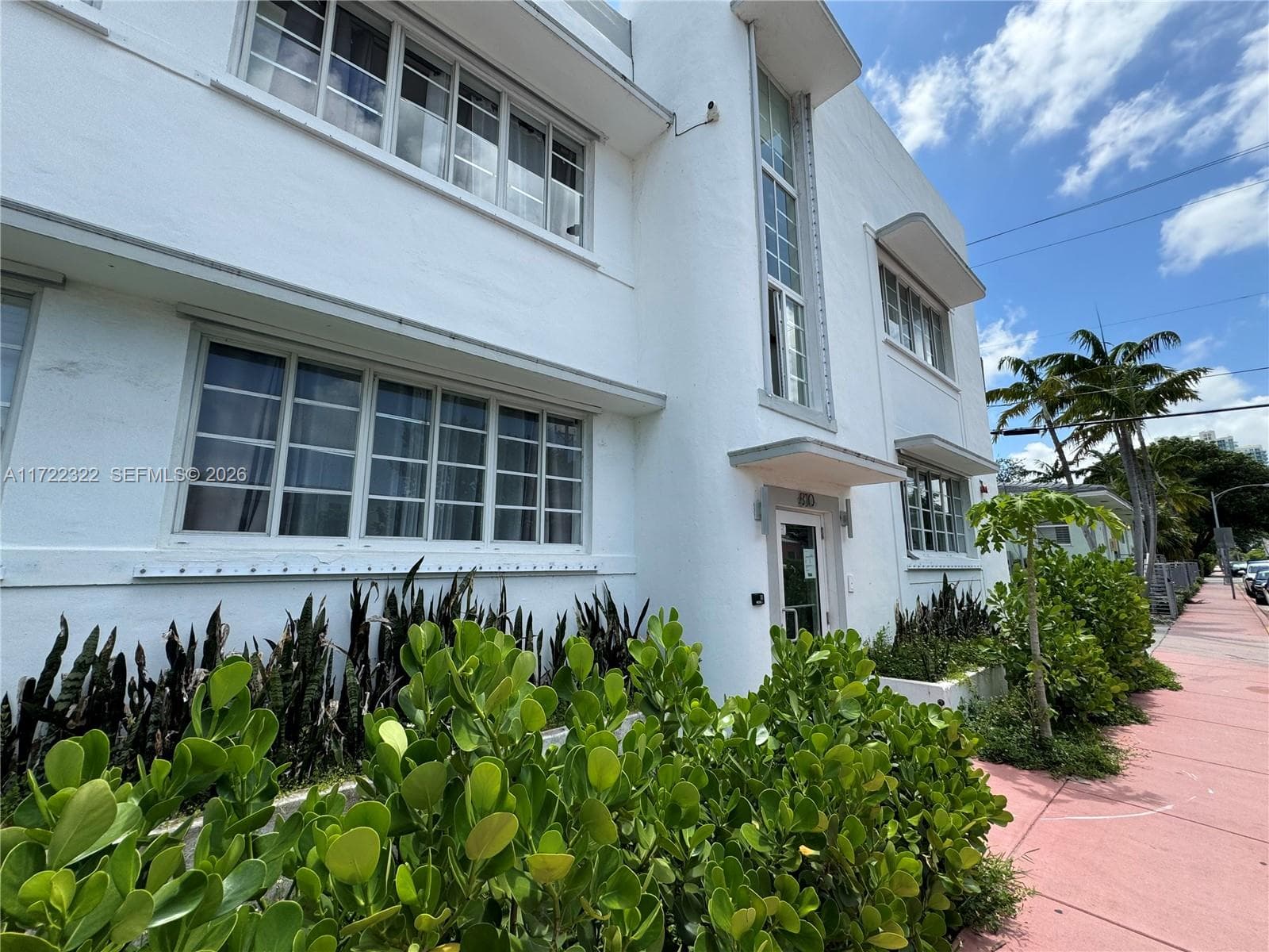 810 7th St # 207, Miami Beach FL 33139 — 15