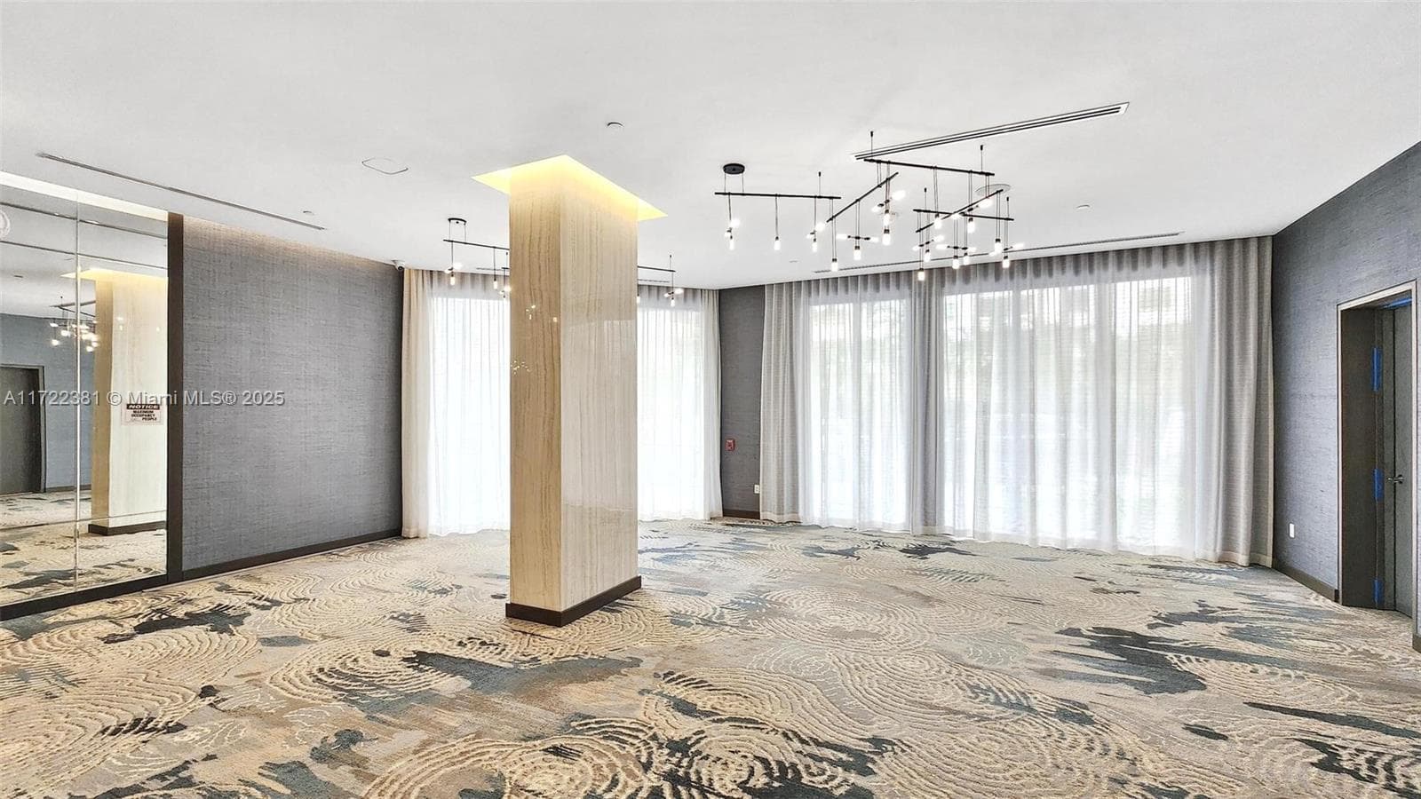 10175 Collins Ave # 1202, Bal Harbour FL 33154 — 34