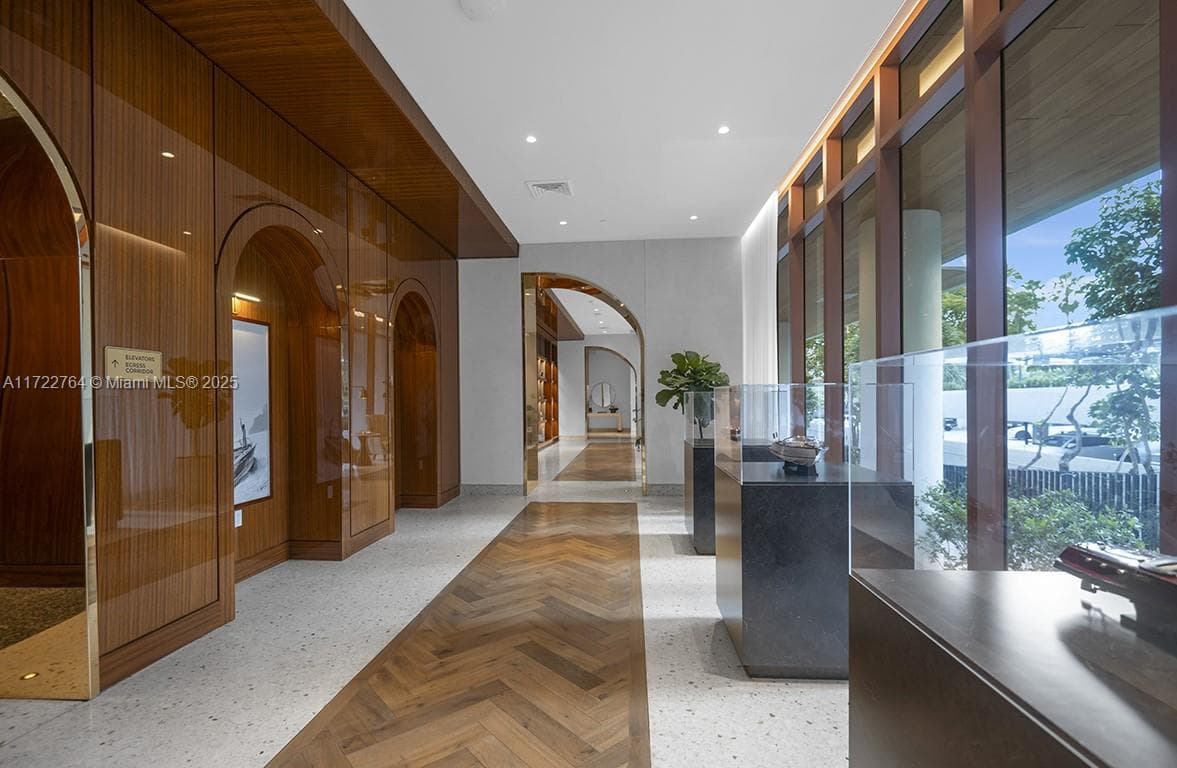 2655 S Bayshore Dr # 1212, Coconut Grove FL 33133 — 38