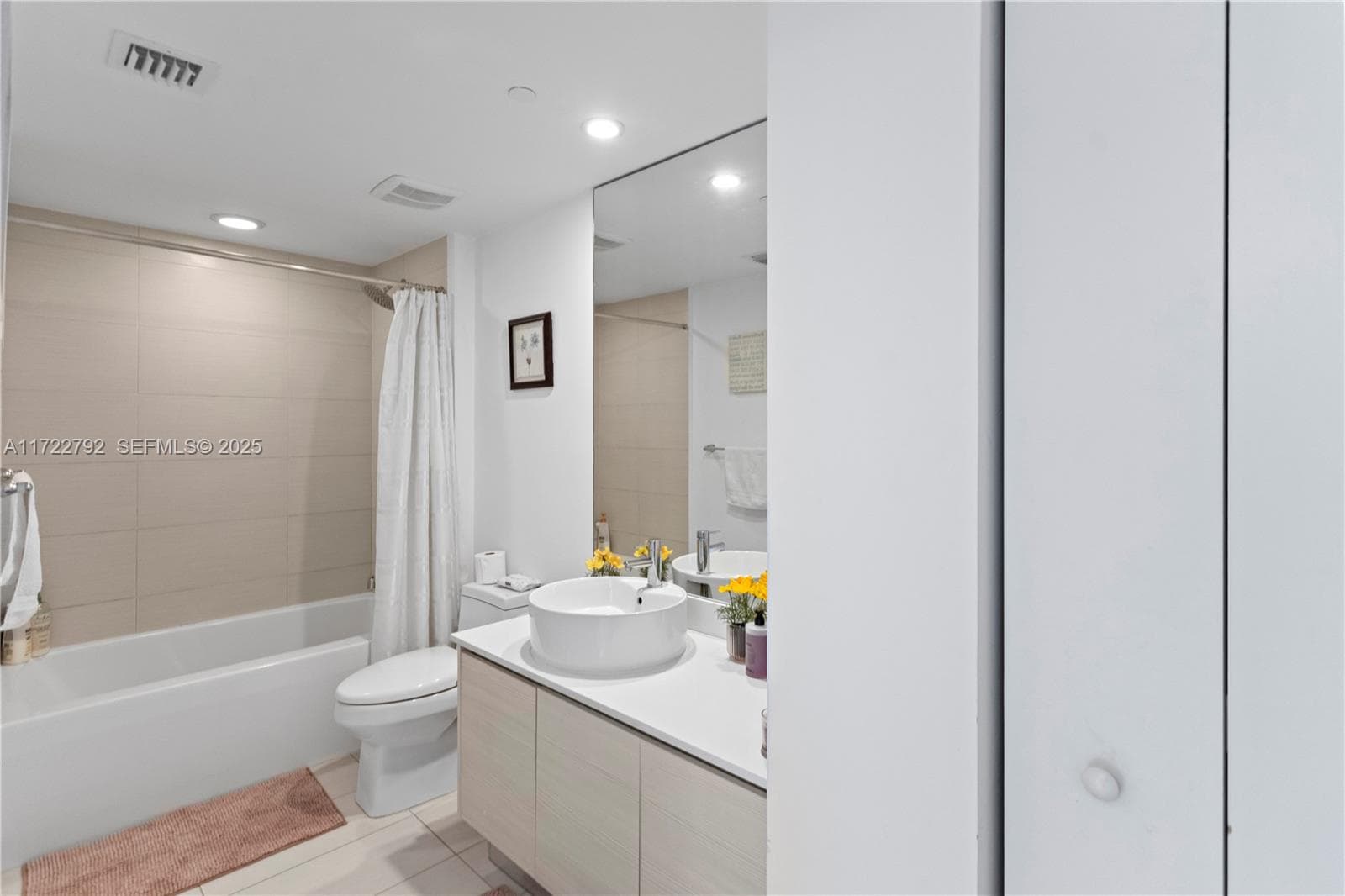 4250 Biscayne Blvd # 1418, Miami FL 33137 — 44