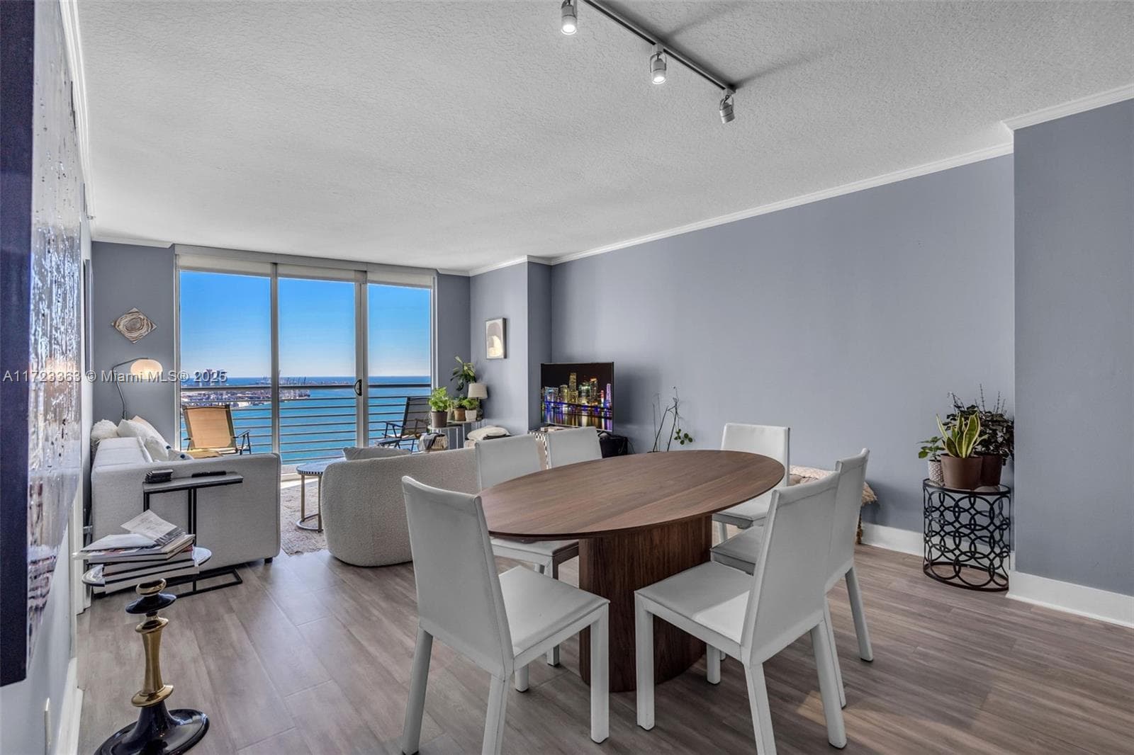325 S Biscayne Blvd # 3726, Miami FL 33131 — 6