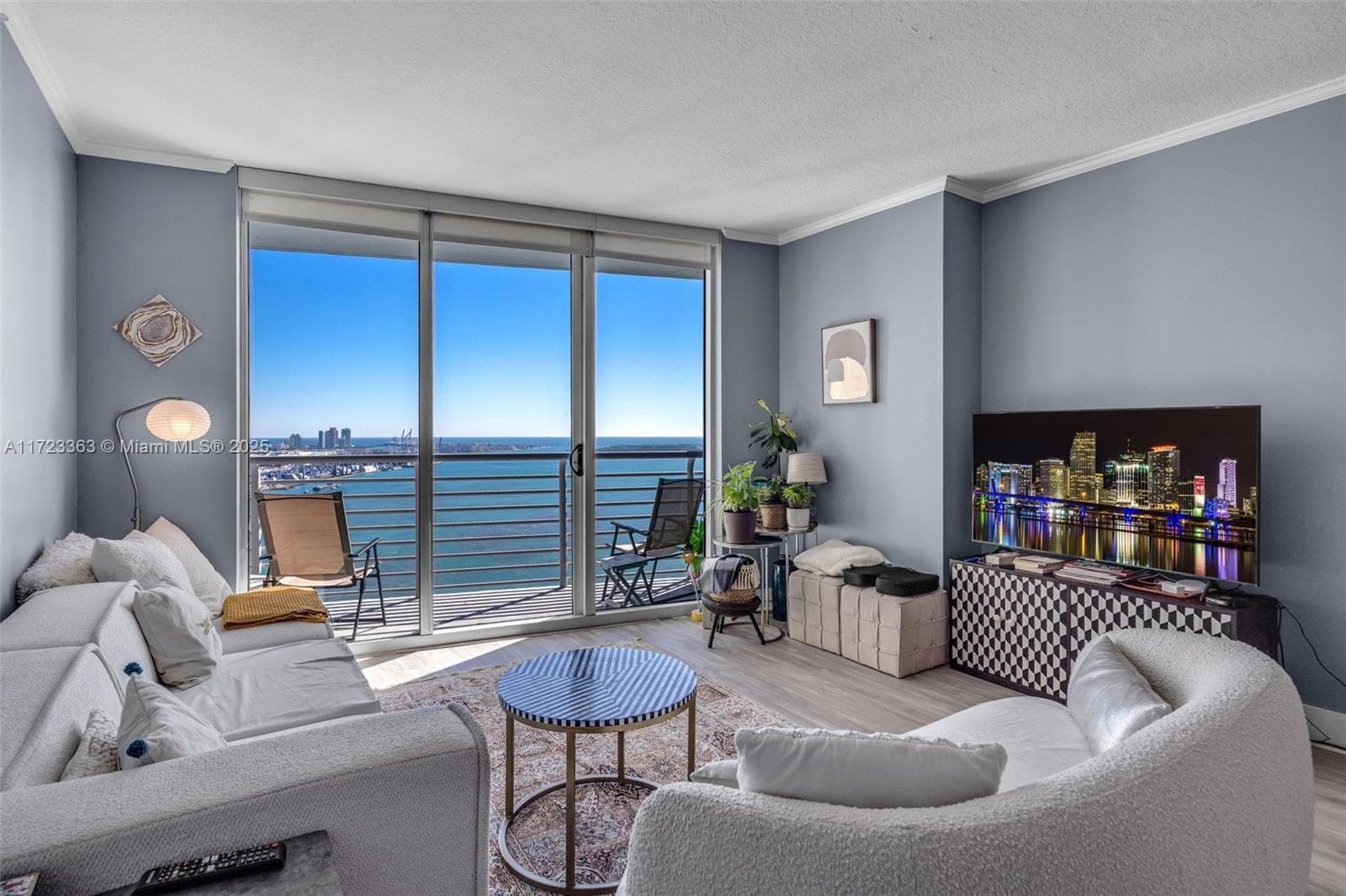 325 S Biscayne Blvd # 3726, Miami FL 33131 — 7