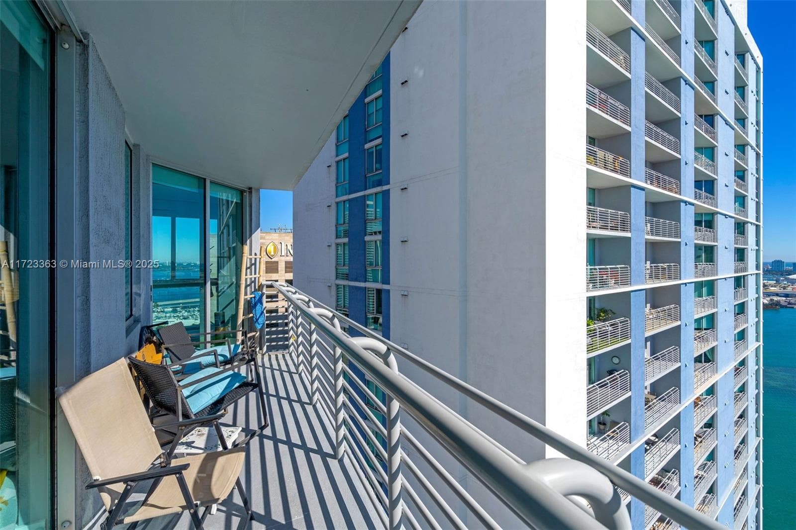 325 S Biscayne Blvd # 3726, Miami FL 33131 — 25