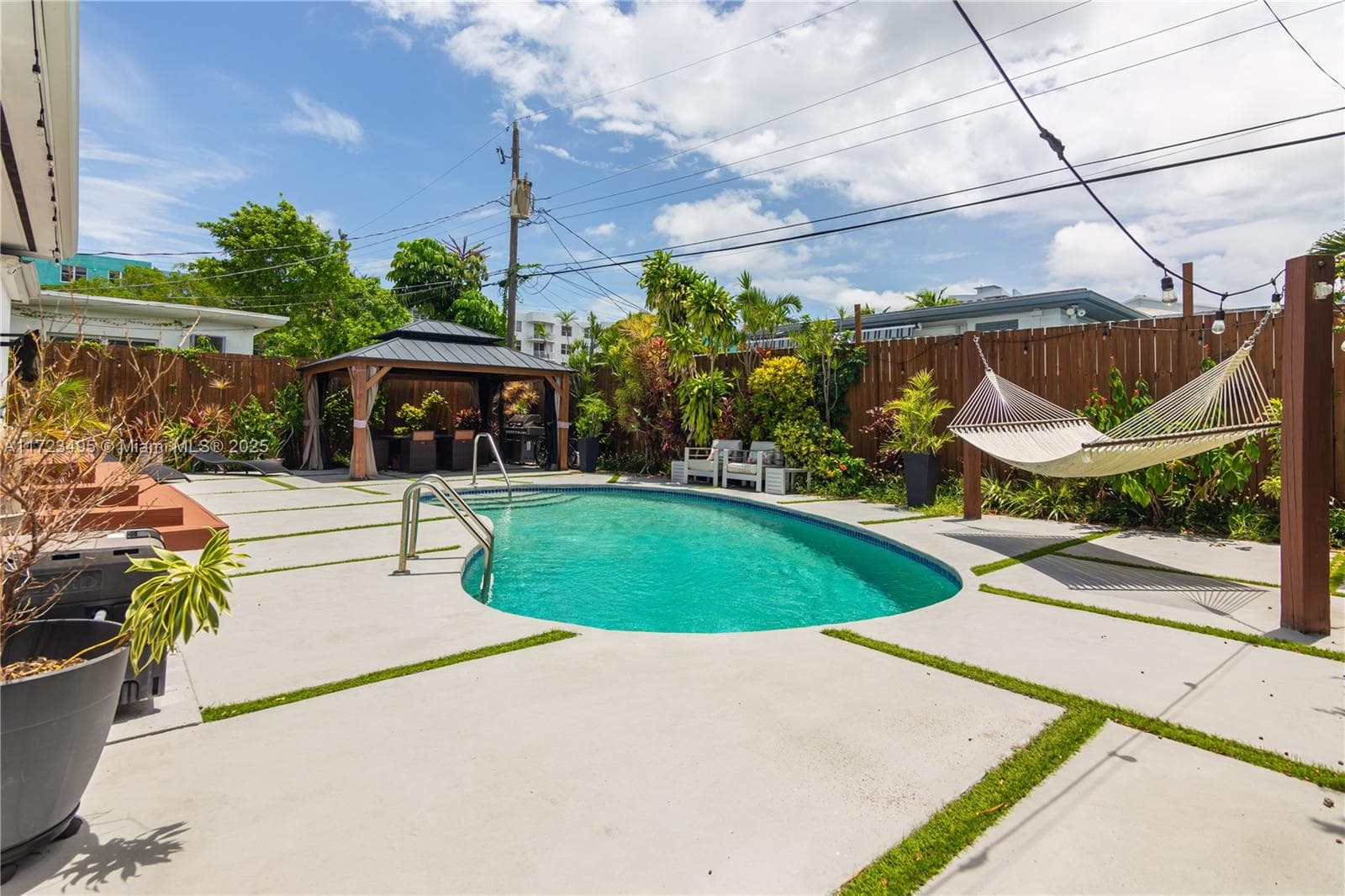 7549 Adventure Ave, North Bay Village FL 33141 — 23