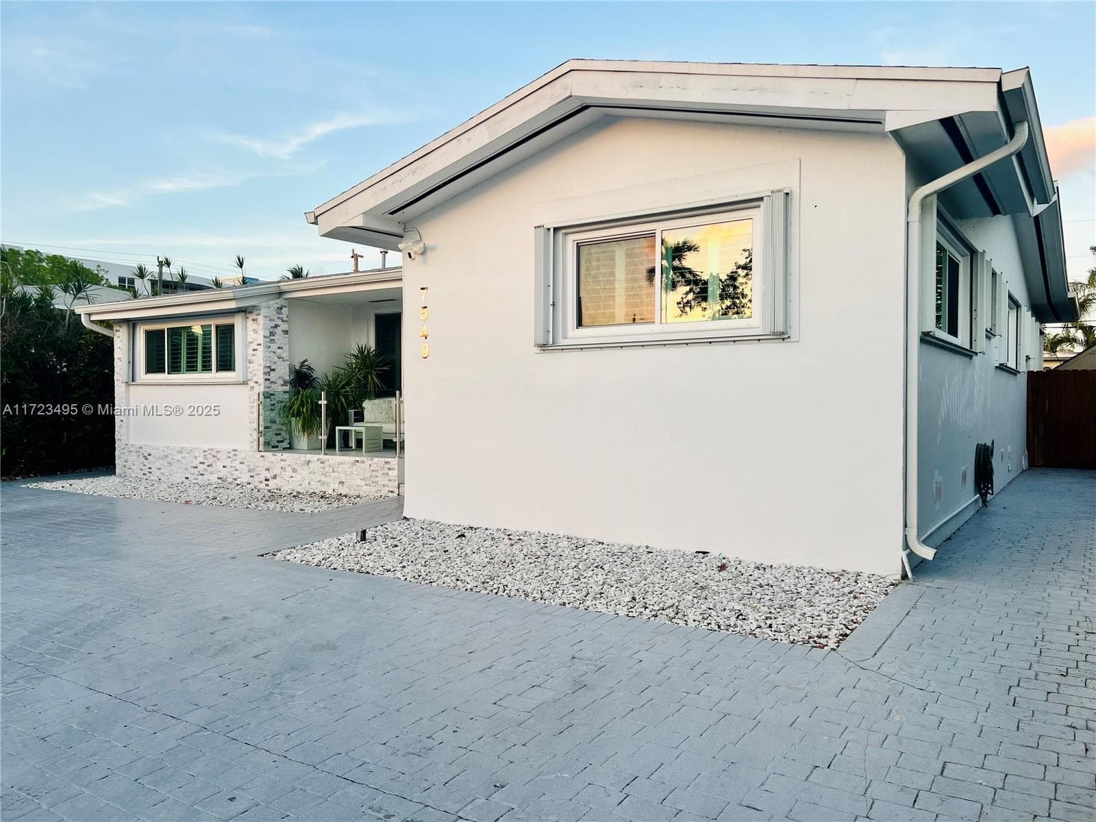 7549 Adventure Ave, North Bay Village FL 33141 — 9