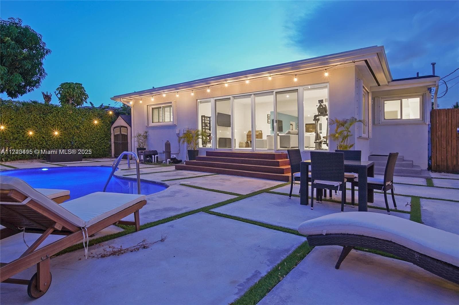 7549 Adventure Ave, North Bay Village FL 33141 — 25