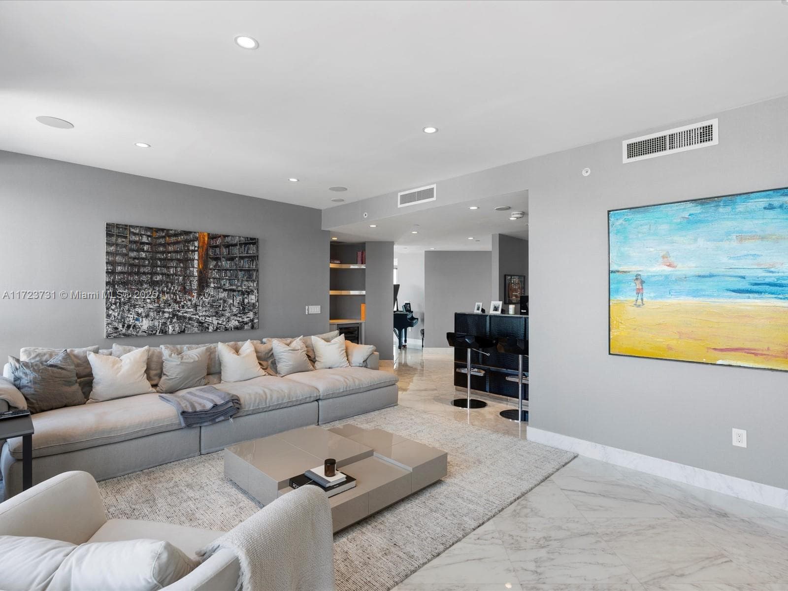 1425 Brickell Ave, Miami FL 33131 — 16