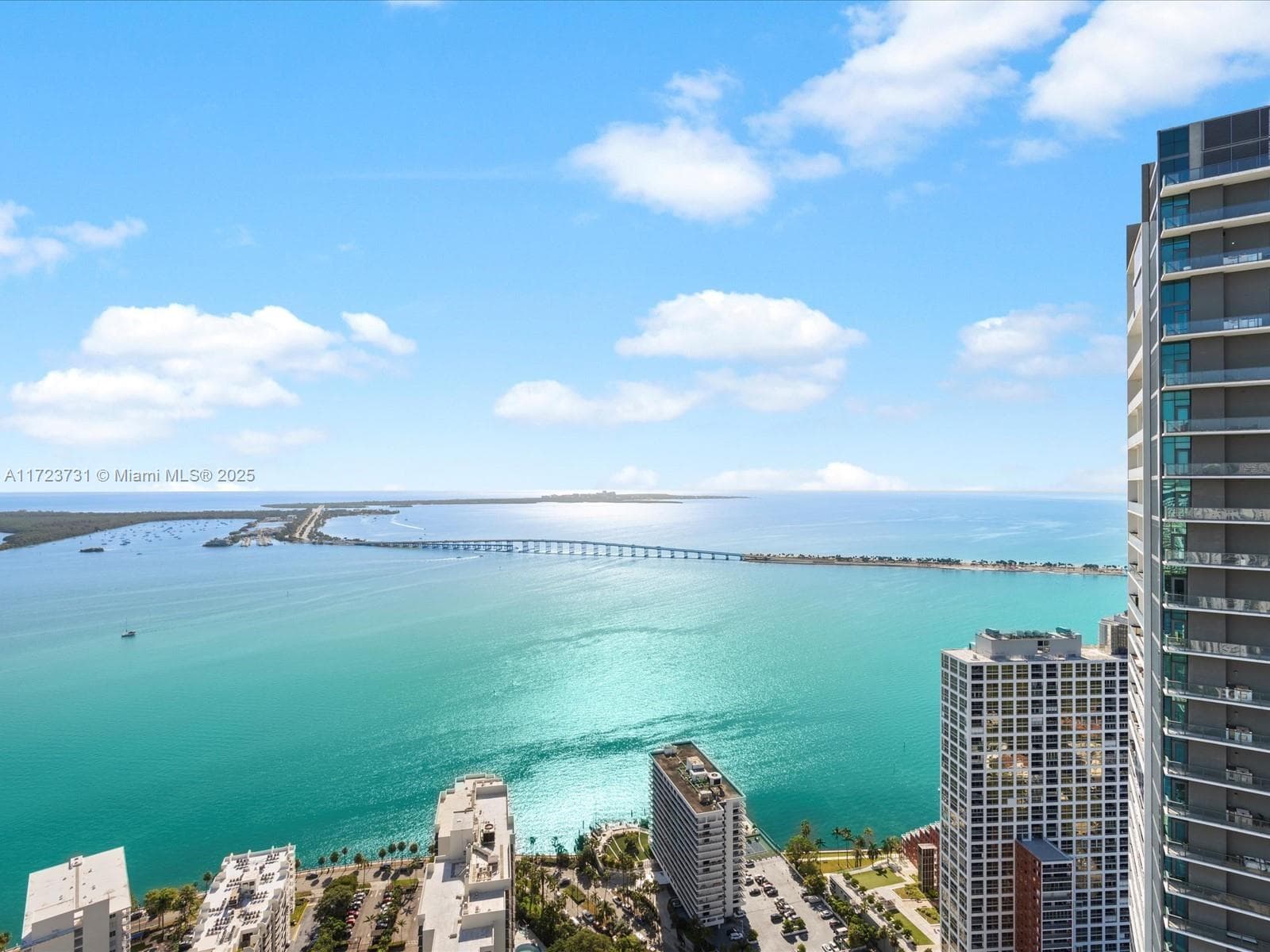 1425 Brickell Ave, Miami FL 33131 — 63