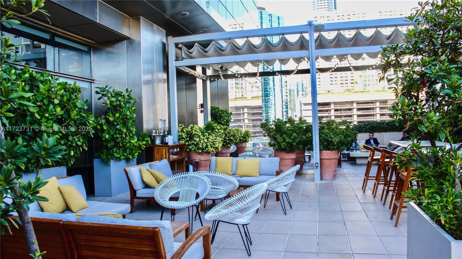 1425 Brickell Ave, Miami FL 33131 — 69