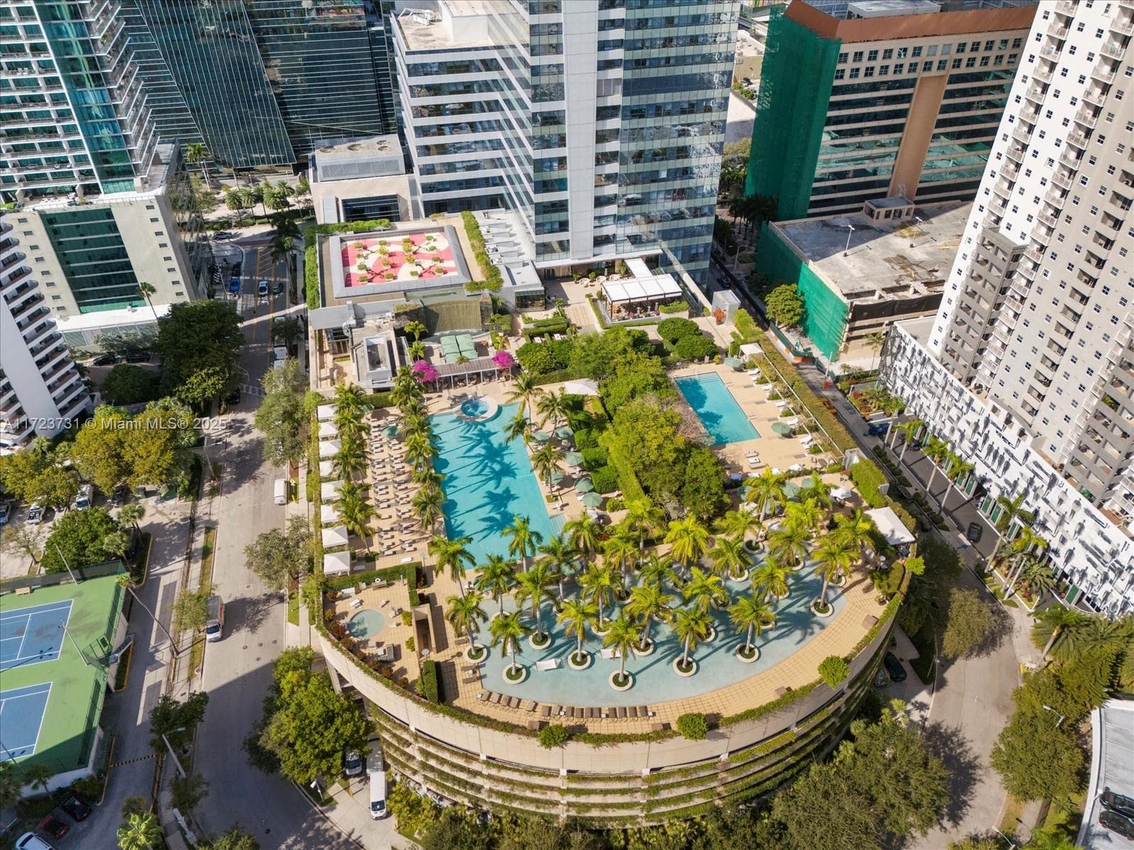 1425 Brickell Ave, Miami FL 33131 — 61