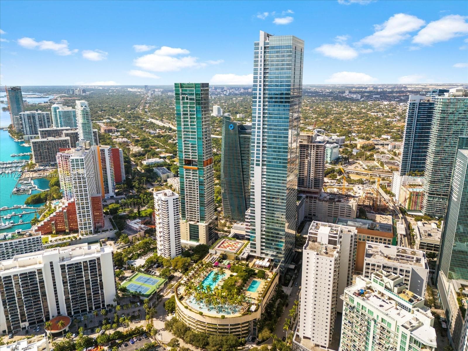 1425 Brickell Ave, Miami FL 33131 — 58