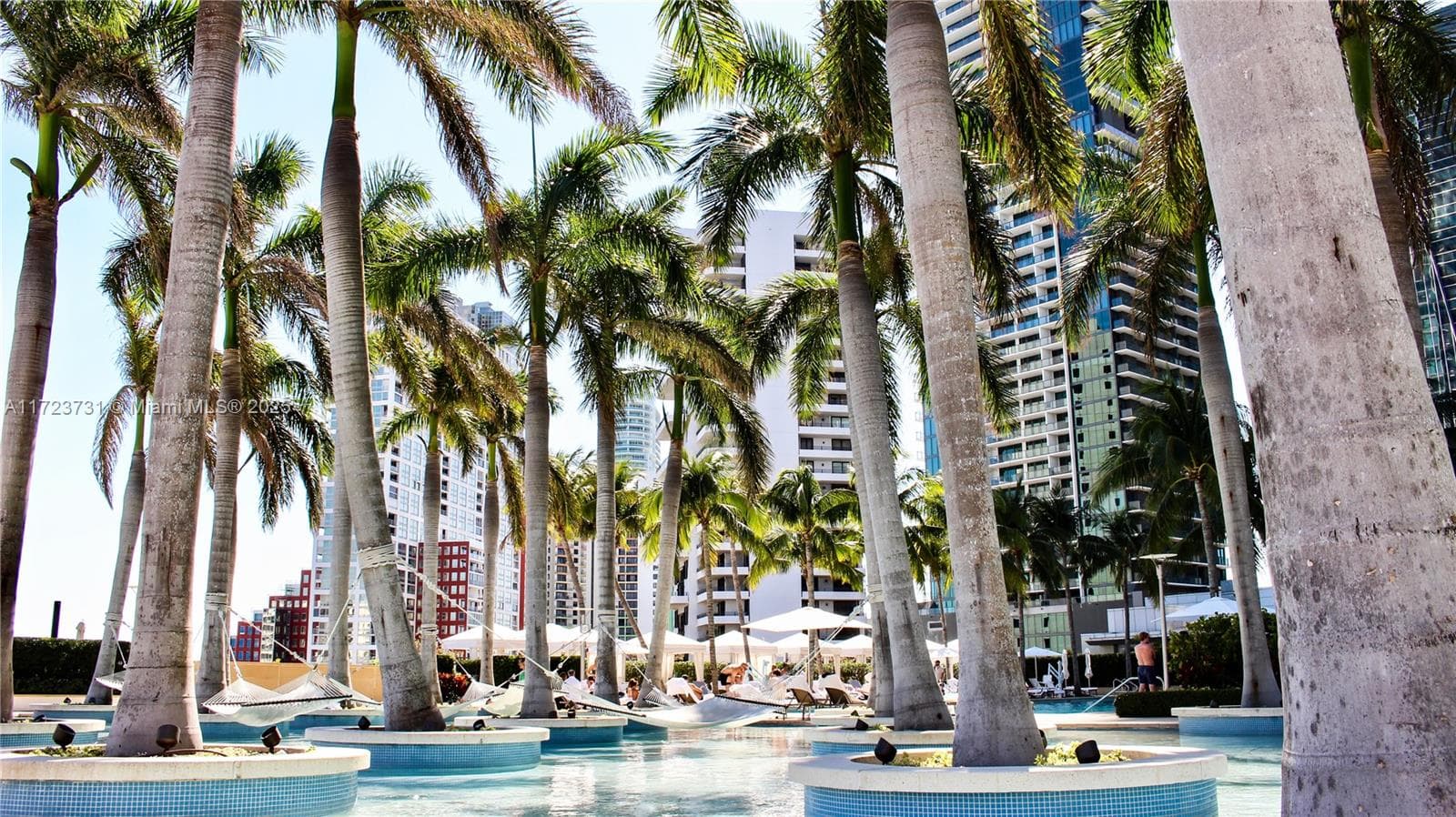 1425 Brickell Ave, Miami FL 33131 — 64