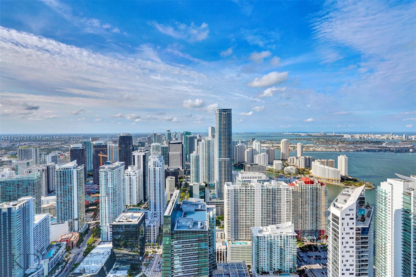 1425 Brickell Ave, Miami FL 33131 — 70