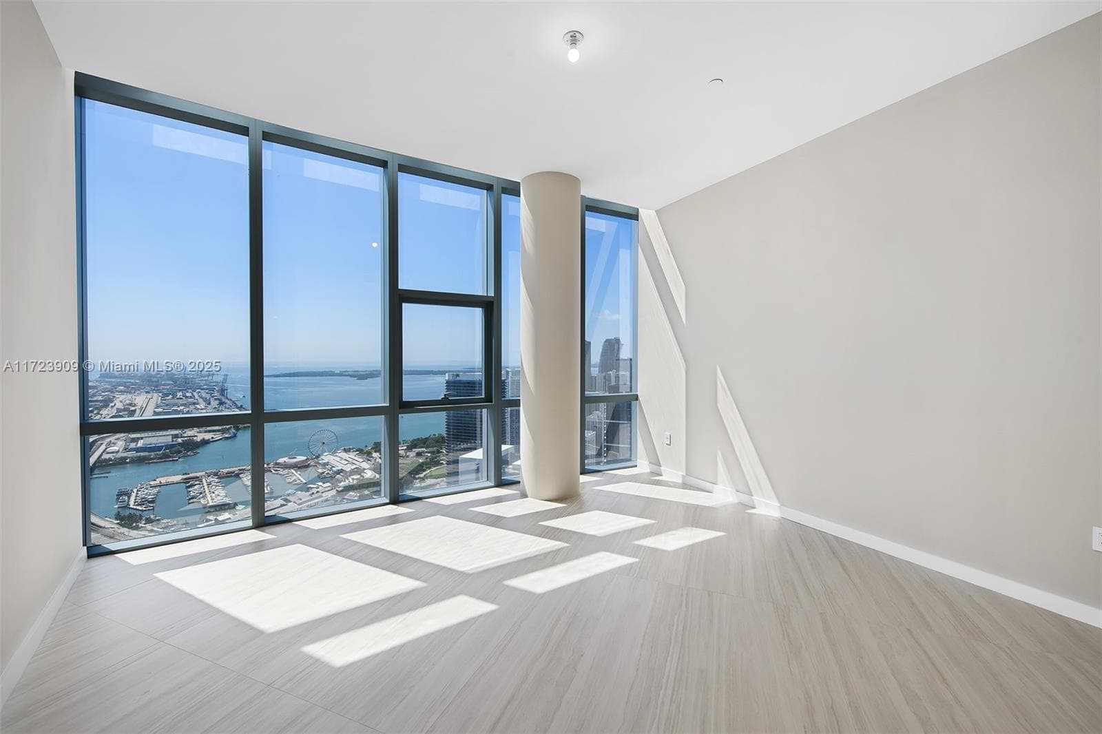 851 NE 1st Ave # 5411, Miami FL 33132 — 22