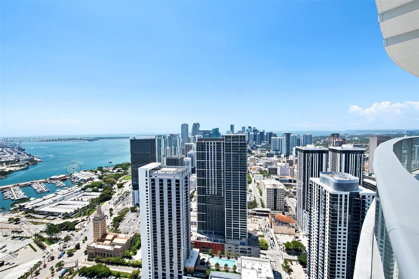 851 NE 1st Ave # 5411, Miami FL 33132 — 39