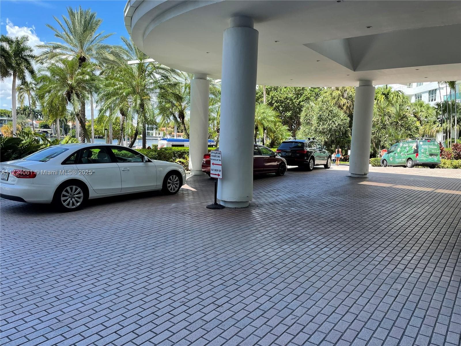 5151 Collins Ave # 1722, Miami Beach FL 33140 — 8