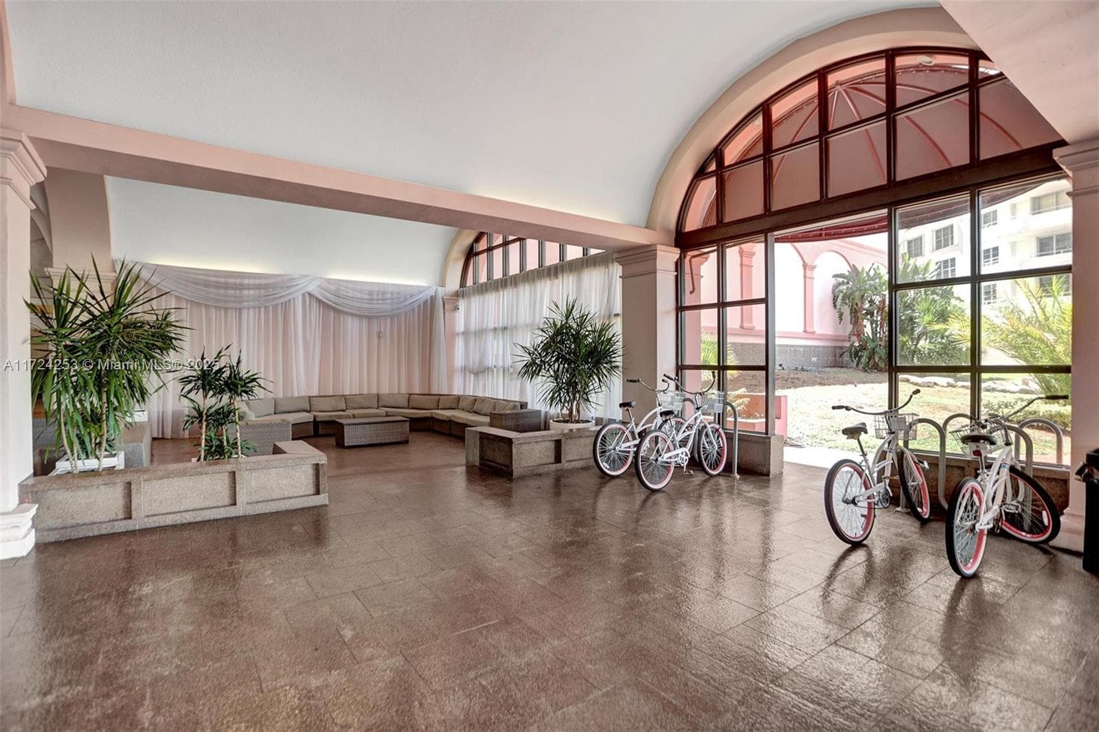 5225 Collins Ave # 501, Miami Beach FL 33140 — 56