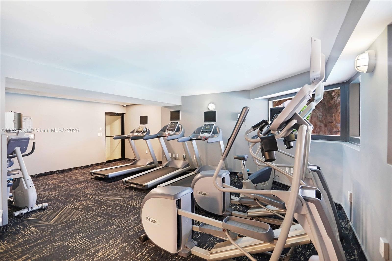 5225 Collins Ave # 501, Miami Beach FL 33140 — 53