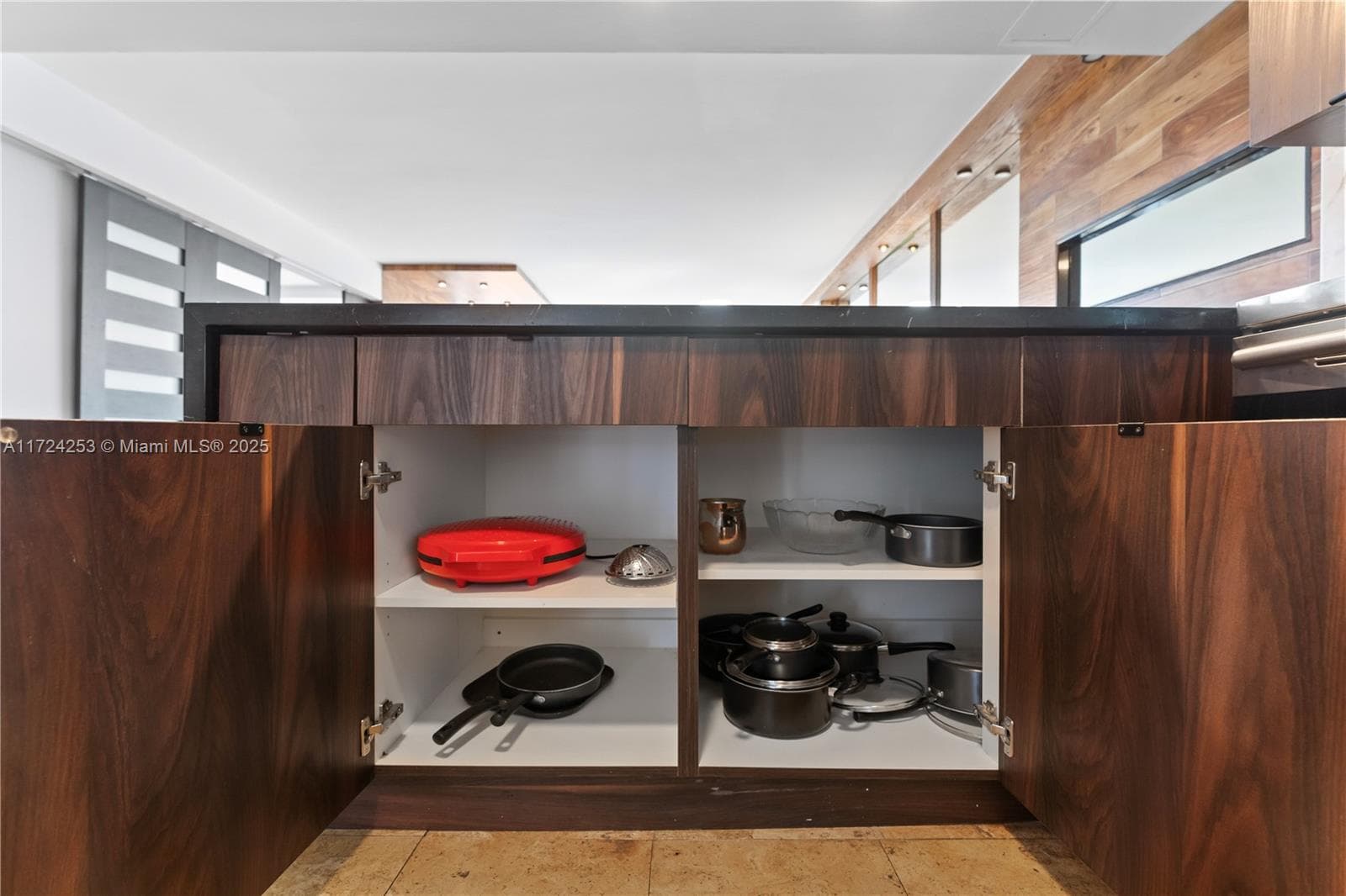 5225 Collins Ave # 501, Miami Beach FL 33140 — 21