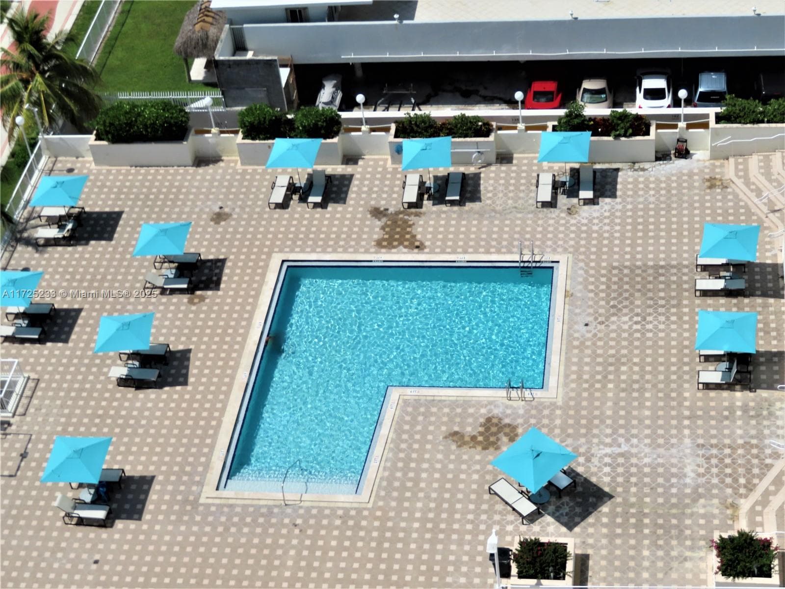 5701 Collins Ave # 1011, Miami Beach FL 33140 — 36