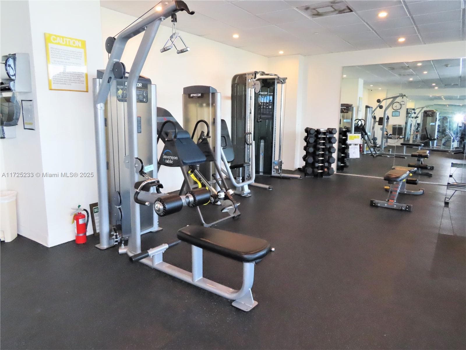 5701 Collins Ave # 1011, Miami Beach FL 33140 — 32