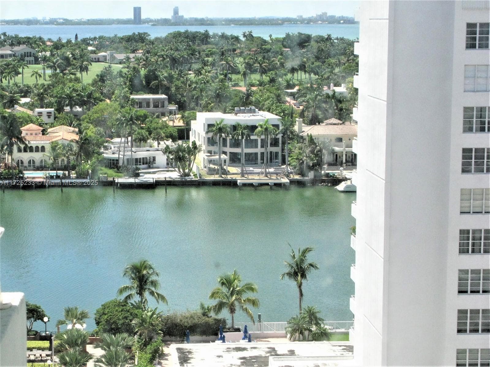 5701 Collins Ave # 1011, Miami Beach FL 33140 — 1
