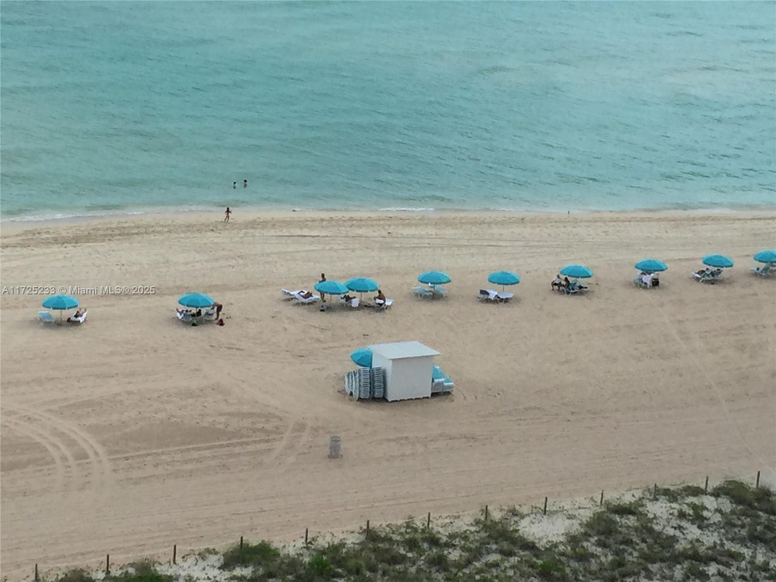 5701 Collins Ave # 1011, Miami Beach FL 33140 — 24
